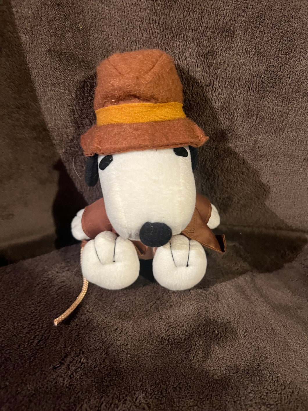 Snoopy Indiana Jones Super Rare MetLife Plush Doll