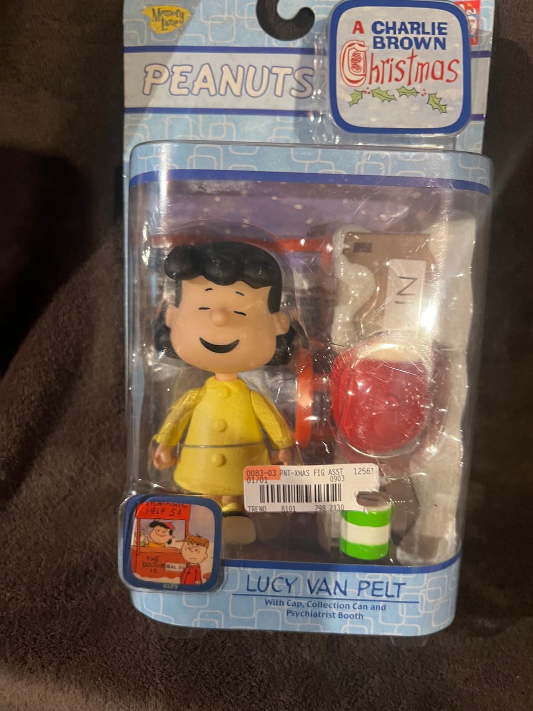 Peanuts Gang Lucy Psychiatrist Booth figure Set New Original Box