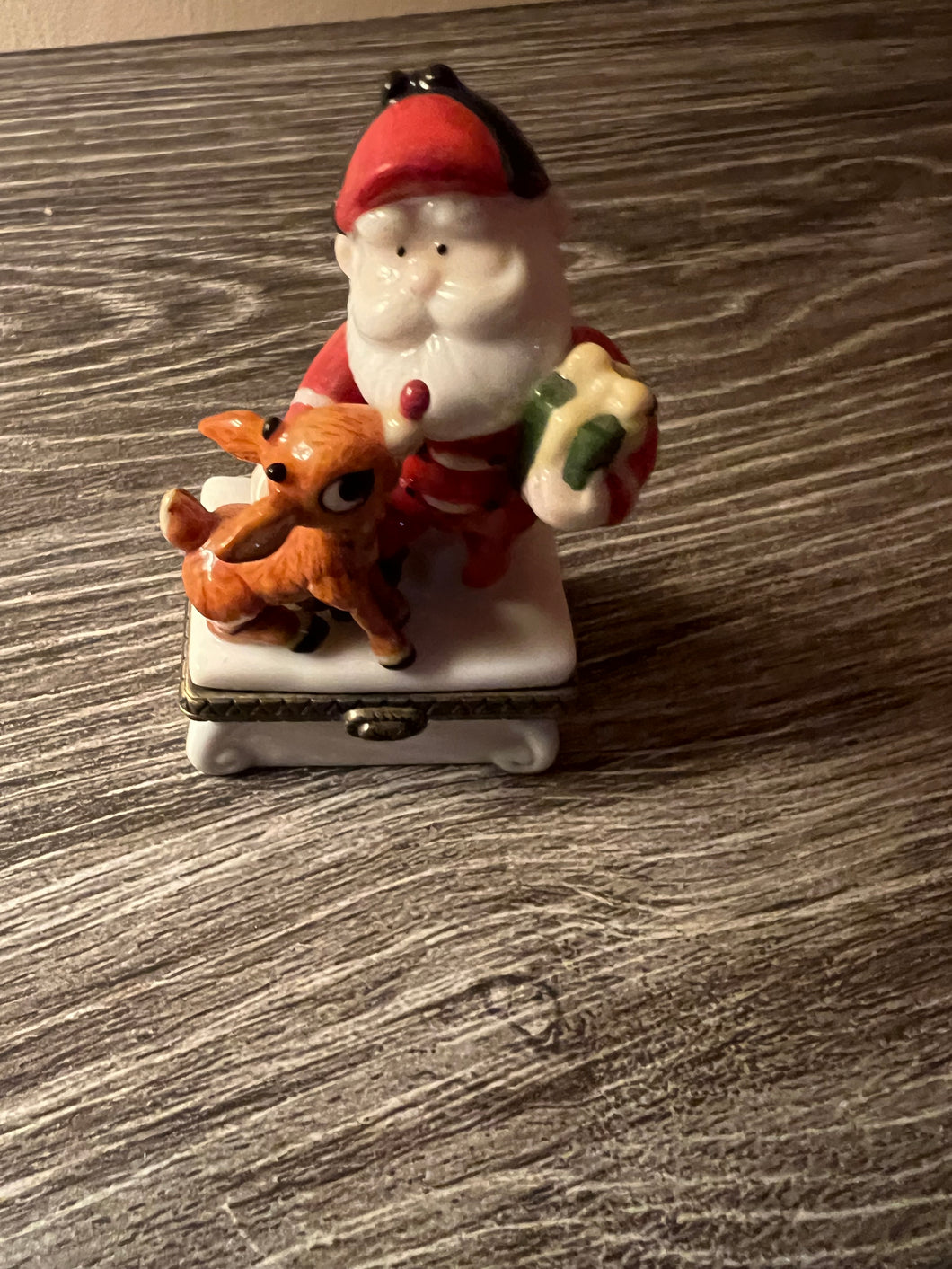 Rudolph Island Misfit Rare Porcelain Hinged Box