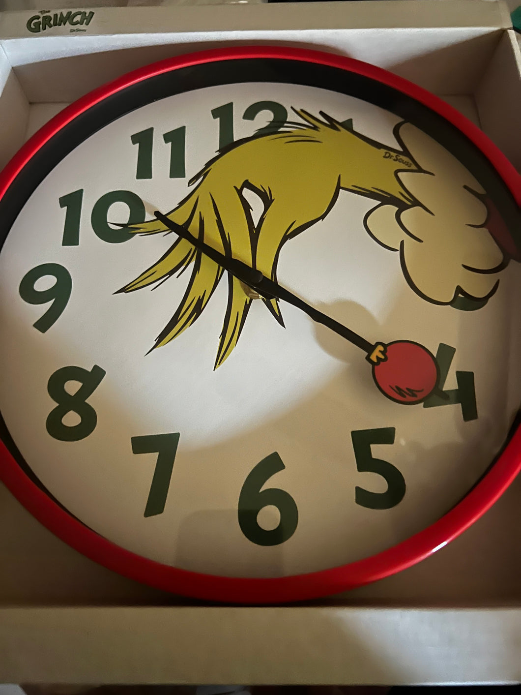 The Grinch Who stole Christmas Rare Clock Brand new in box