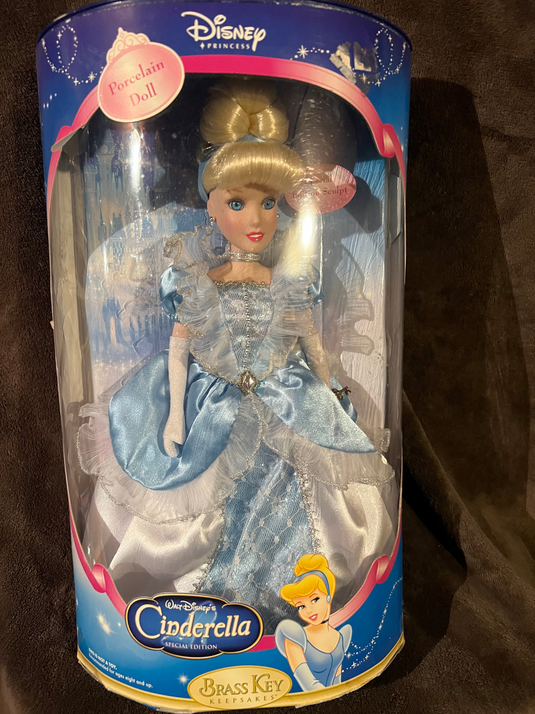 Disney Porcelain Brass Key Cinderella Doll New In Box Rare