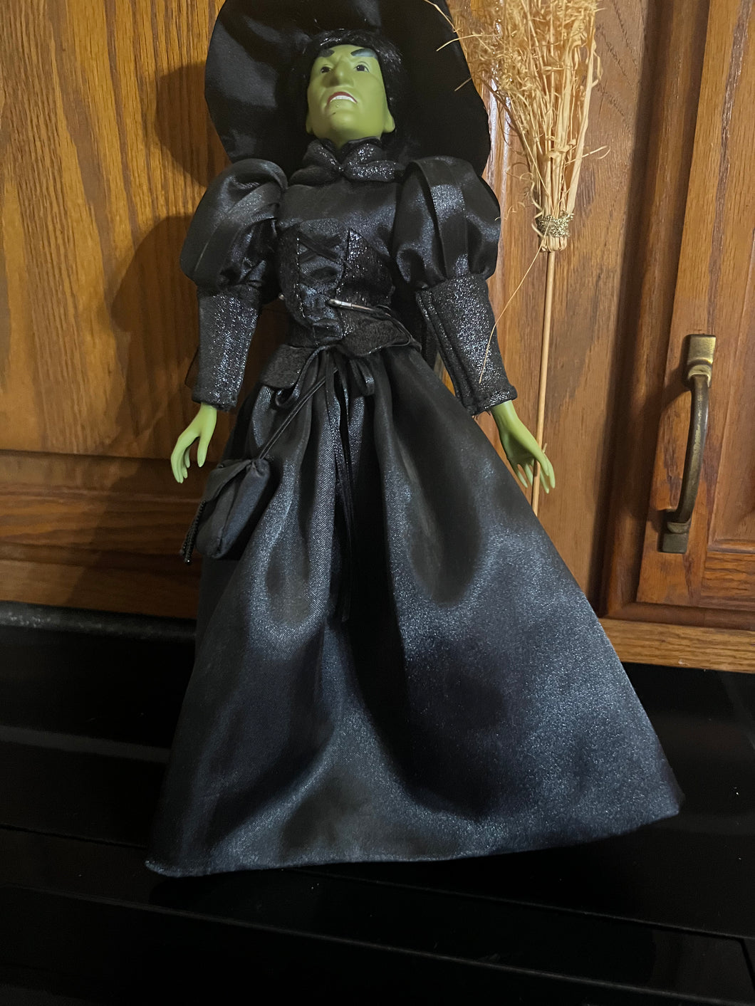 Disney Rare Wicked Witch Of The West Wizard Of Oz Porcelain Doll