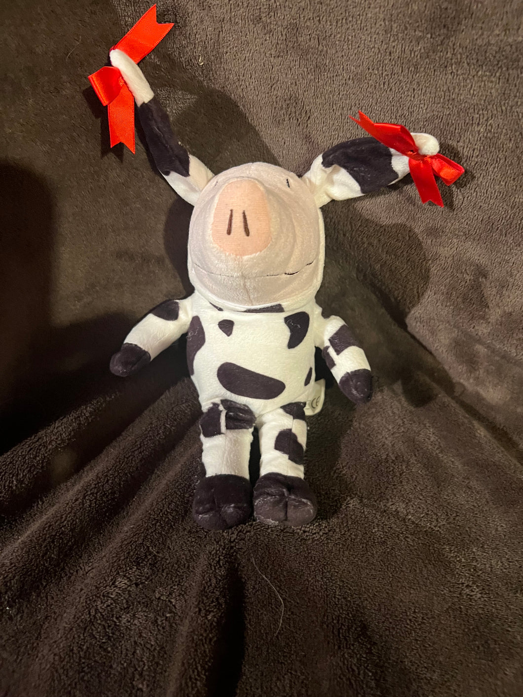 Olivia The Pig Mary Cow Plush doll